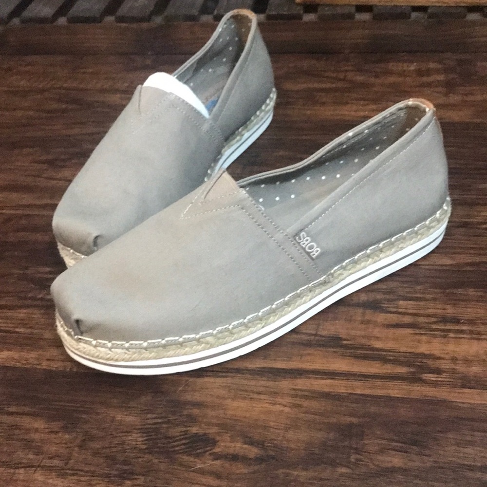 Bob’s memory foam breeze Women’s 9